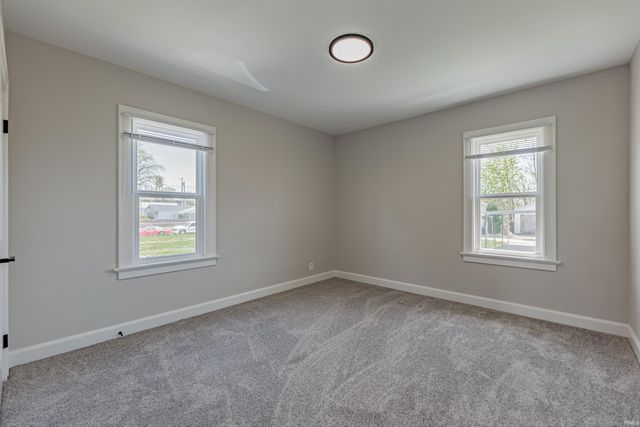 757 E Delaware Street, Evansville, IN 47711