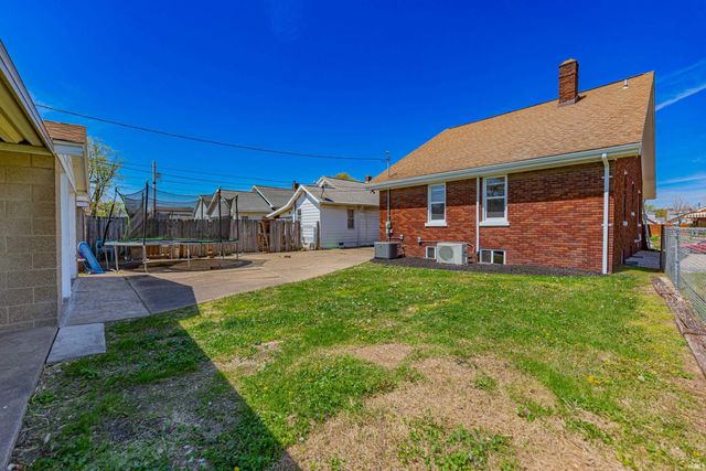 757 E Delaware Street, Evansville, IN 47711