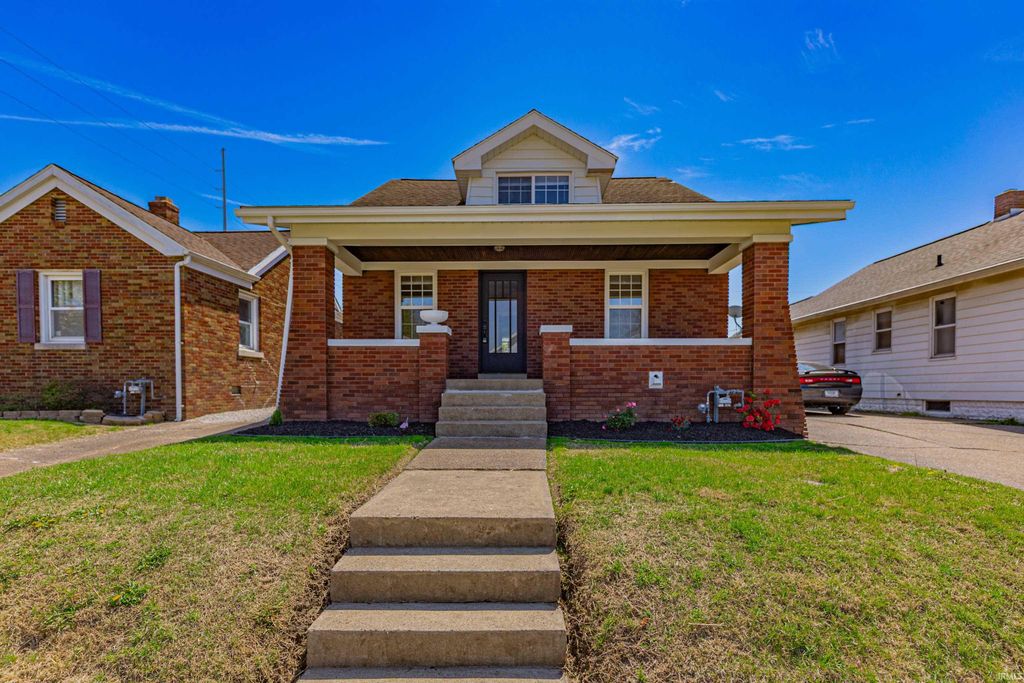 757 E Delaware Street, Evansville, IN 47711