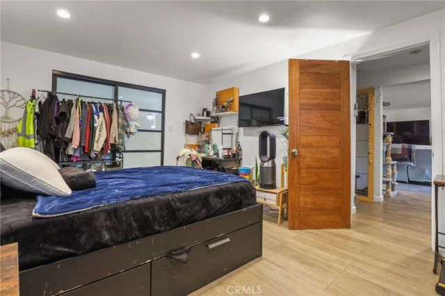 20422 Schoenborn, Winnetka, CA 91306