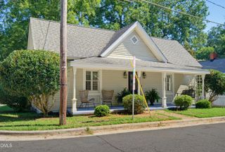 808 Brooklyn Street, Raleigh, NC 27605