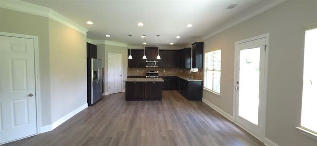 936 Tama Hill Court, Auburn, GA 30011