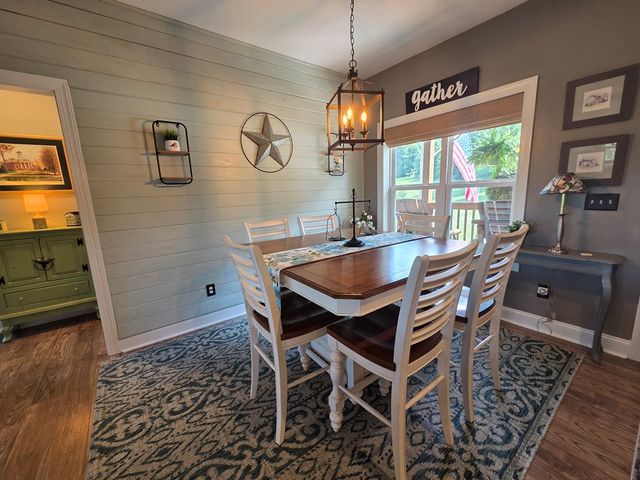 958 New Forest Road, Young Harris, GA 30582