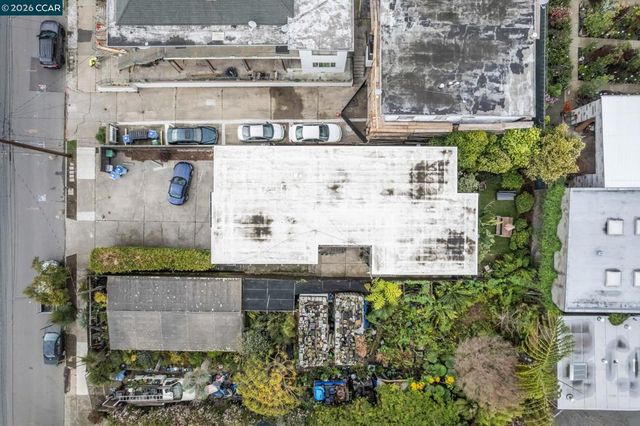 2327 2327 10th Street 4, Berkeley, CA 94710