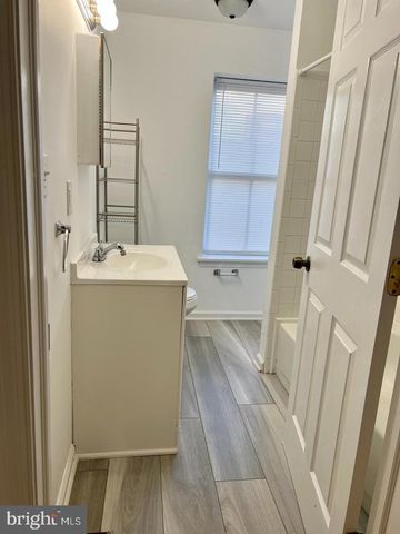 35 EWING ST, Trenton, NJ 08609