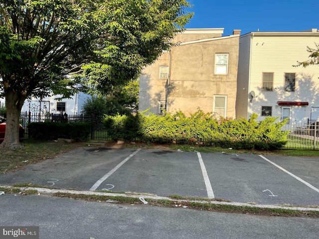 35 EWING ST, Trenton, NJ 08609