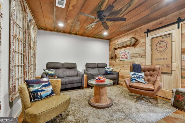 640 Eagle Mountain Drive E, Ellijay, GA 30540