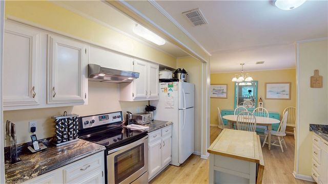 913 N Beachview Drive, Jekyll Island, GA 31527