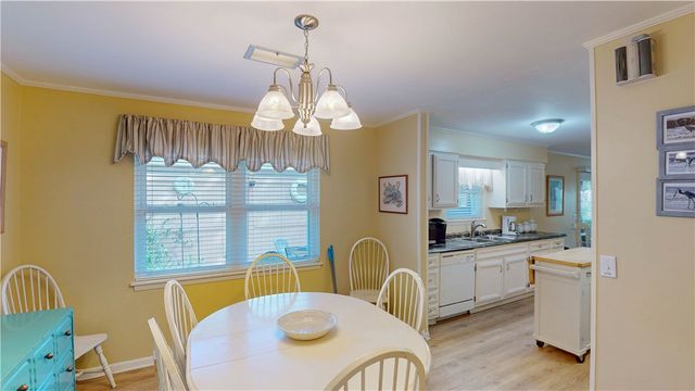 913 N Beachview Drive, Jekyll Island, GA 31527