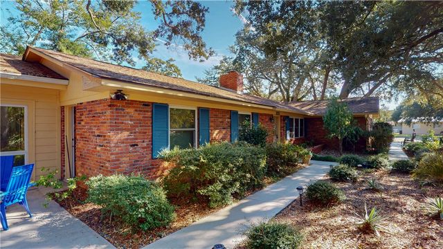 913 N Beachview Drive, Jekyll Island, GA 31527