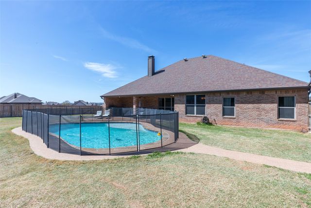 133 Zachry Avenue, Tuscola, TX 79562