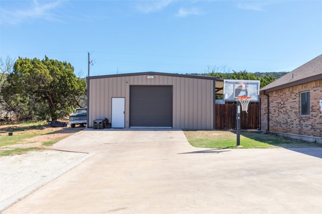 133 Zachry Avenue, Tuscola, TX 79562