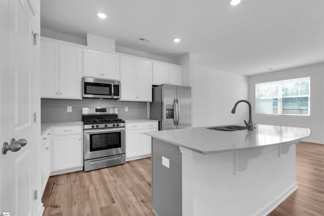 313 Rodessa Lane, Travelers Rest, SC 29690