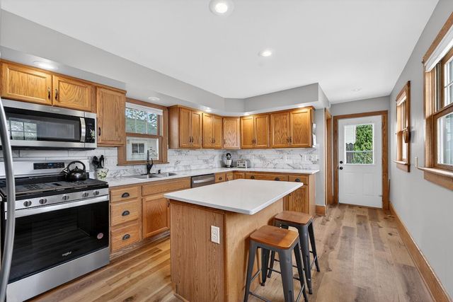 102 Jefferson STREET, Waterford, WI 53185