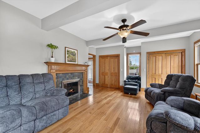 102 Jefferson STREET, Waterford, WI 53185