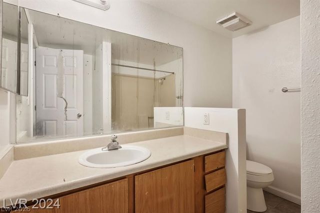 2981 Country Manor Lane 9, Las Vegas, NV 89115