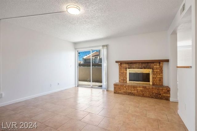 2981 Country Manor Lane 9, Las Vegas, NV 89115