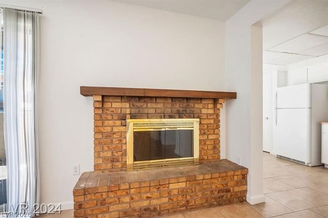 2981 Country Manor Lane 9, Las Vegas, NV 89115