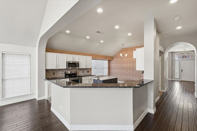 2661 Redcedar Drive, Little Elm, TX 75068