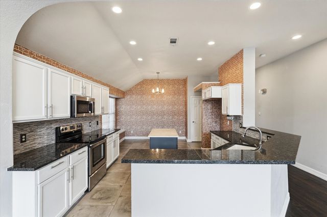 2661 Redcedar Drive, Little Elm, TX 75068