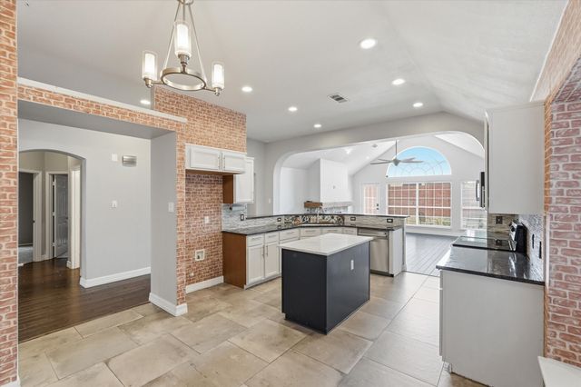 2661 Redcedar Drive, Little Elm, TX 75068