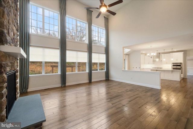 1376 MEMORIAL DR, Warwick, PA 18974