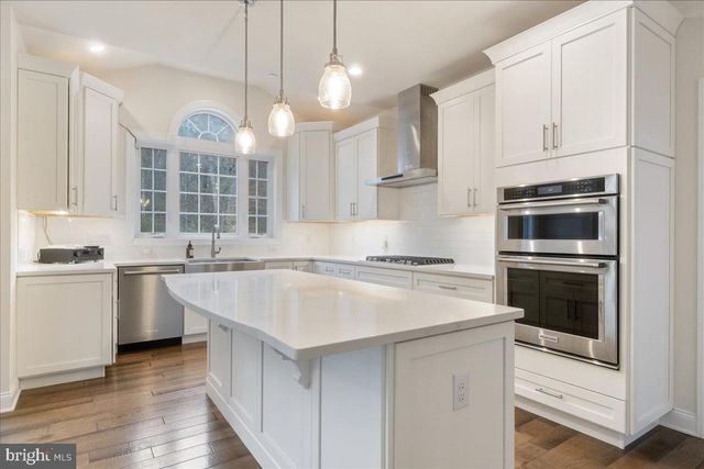 1376 MEMORIAL DR, Warwick, PA 18974