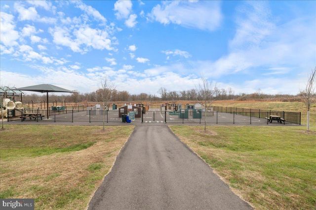 1376 MEMORIAL DR, Warwick, PA 18974