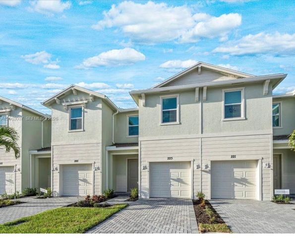 223 SE Woodbark Street #223, Port St Lucie, FL 34984