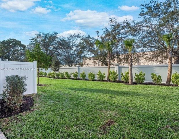 223 SE Woodbark Street #223, Port St Lucie, FL 34984