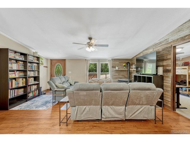 9306 S Curtis Rd, Larkspur, CO 80118