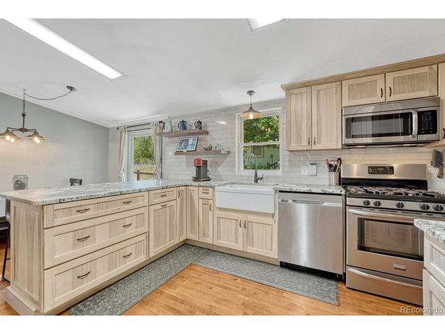 9306 S Curtis Rd, Larkspur, CO 80118