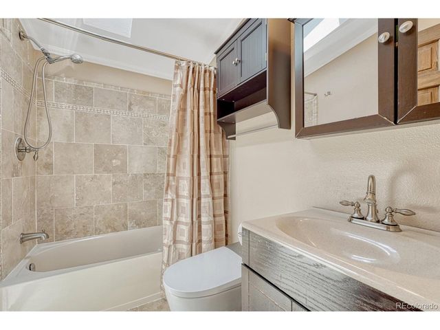 9306 S Curtis Rd, Larkspur, CO 80118