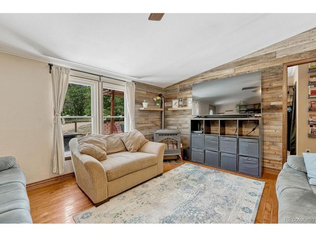 9306 S Curtis Rd, Larkspur, CO 80118