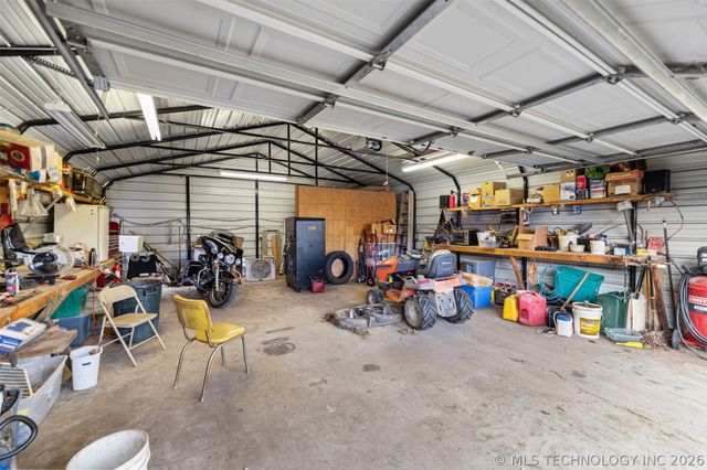 27916 S 4410, Vinita, OK 74301