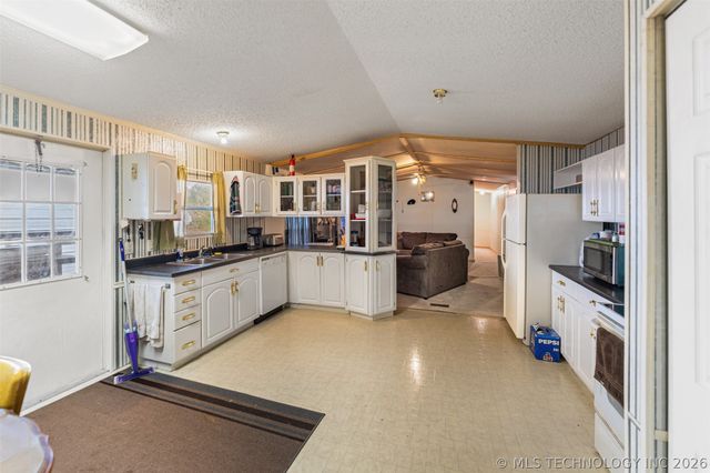 27916 S 4410, Vinita, OK 74301