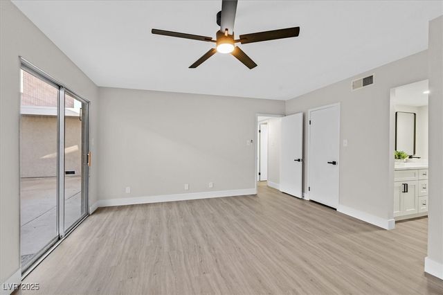 3365 Knollwood Court, Las Vegas, NV 89121