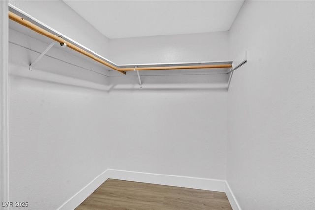 3365 Knollwood Court, Las Vegas, NV 89121