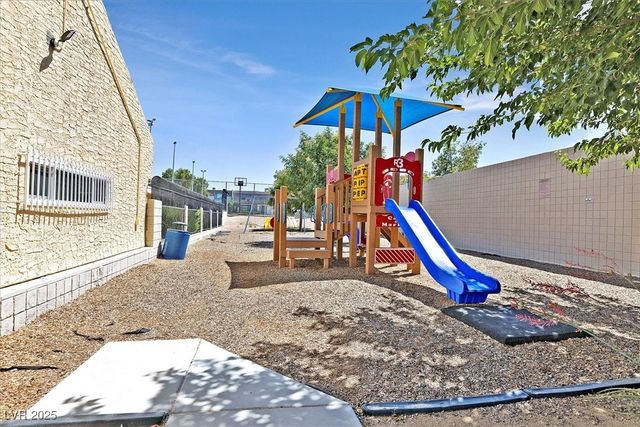 3365 Knollwood Court, Las Vegas, NV 89121