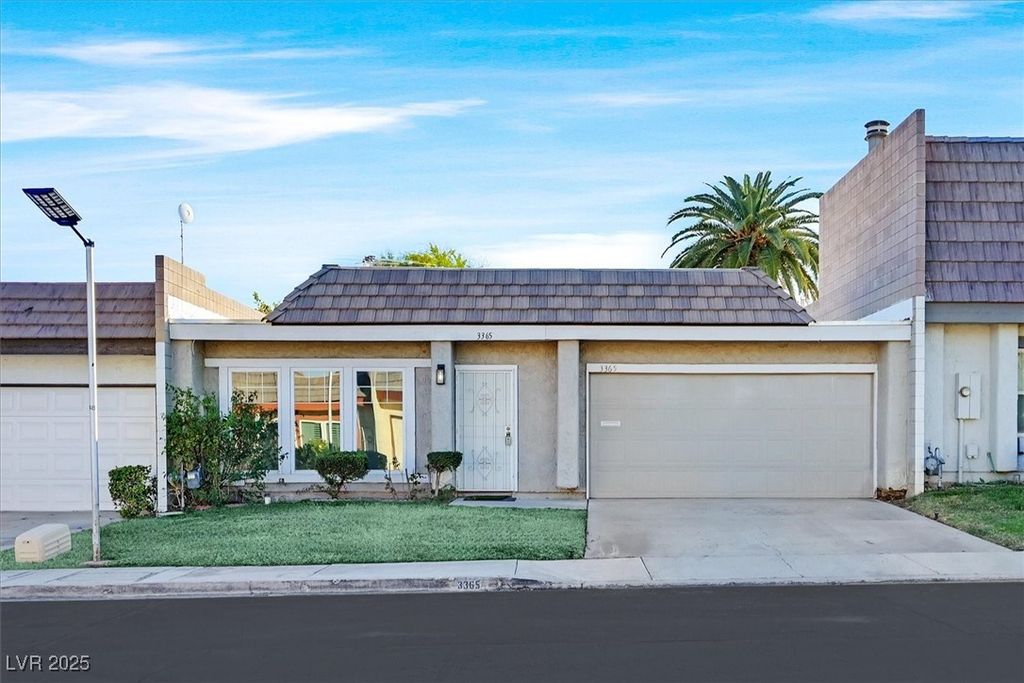 3365 Knollwood Court, Las Vegas, NV 89121