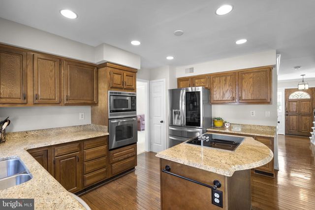 13949 SPRINGSTONE DR, Clifton, VA 20124