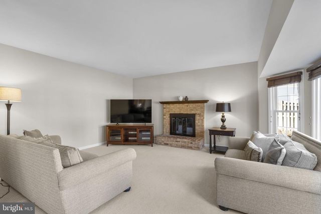 13949 SPRINGSTONE DR, Clifton, VA 20124