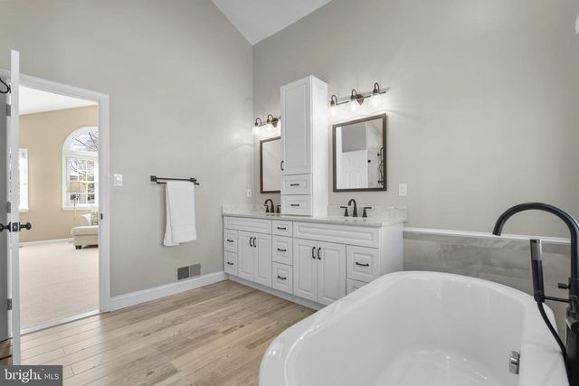 13949 SPRINGSTONE DR, Clifton, VA 20124