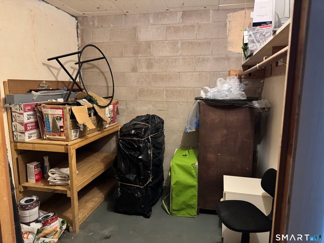 1700 Broadbridge Avenue B17, Stratford, CT 06614