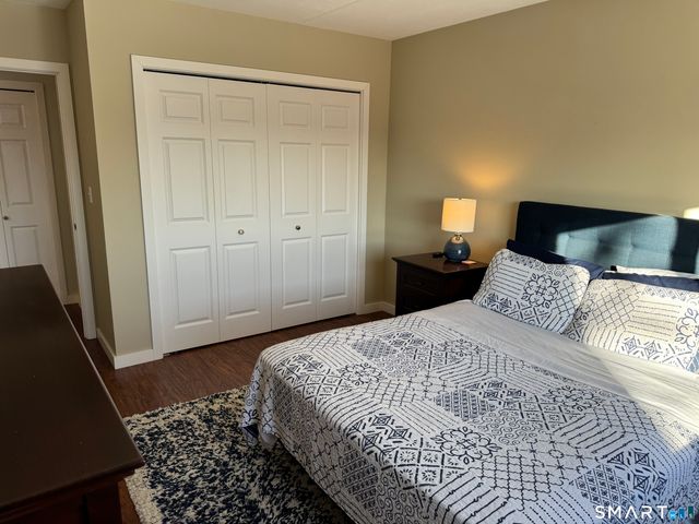 1700 Broadbridge Avenue B17, Stratford, CT 06614