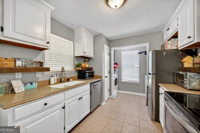150 Natures Trail, Forsyth, GA 31029