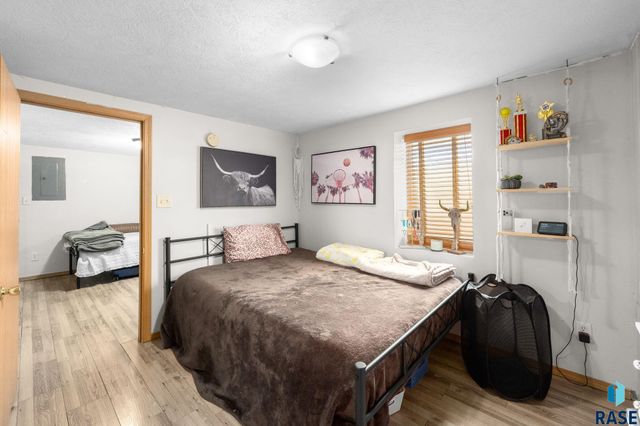304 S Lyndale Ave Avenue, Sioux Falls, SD 57104