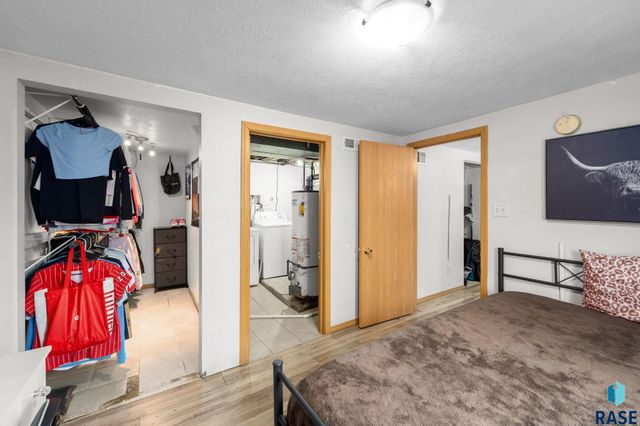 304 S Lyndale Ave Avenue, Sioux Falls, SD 57104