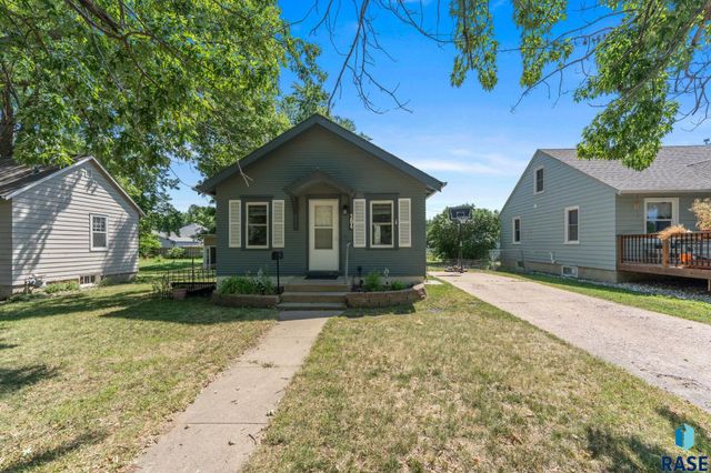 304 S Lyndale Ave Avenue, Sioux Falls, SD 57104