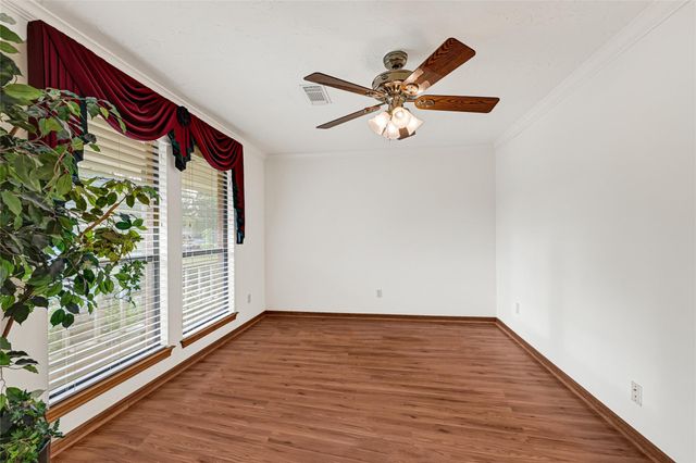 8135 Glenbrook Drive, Houston, TX 77017